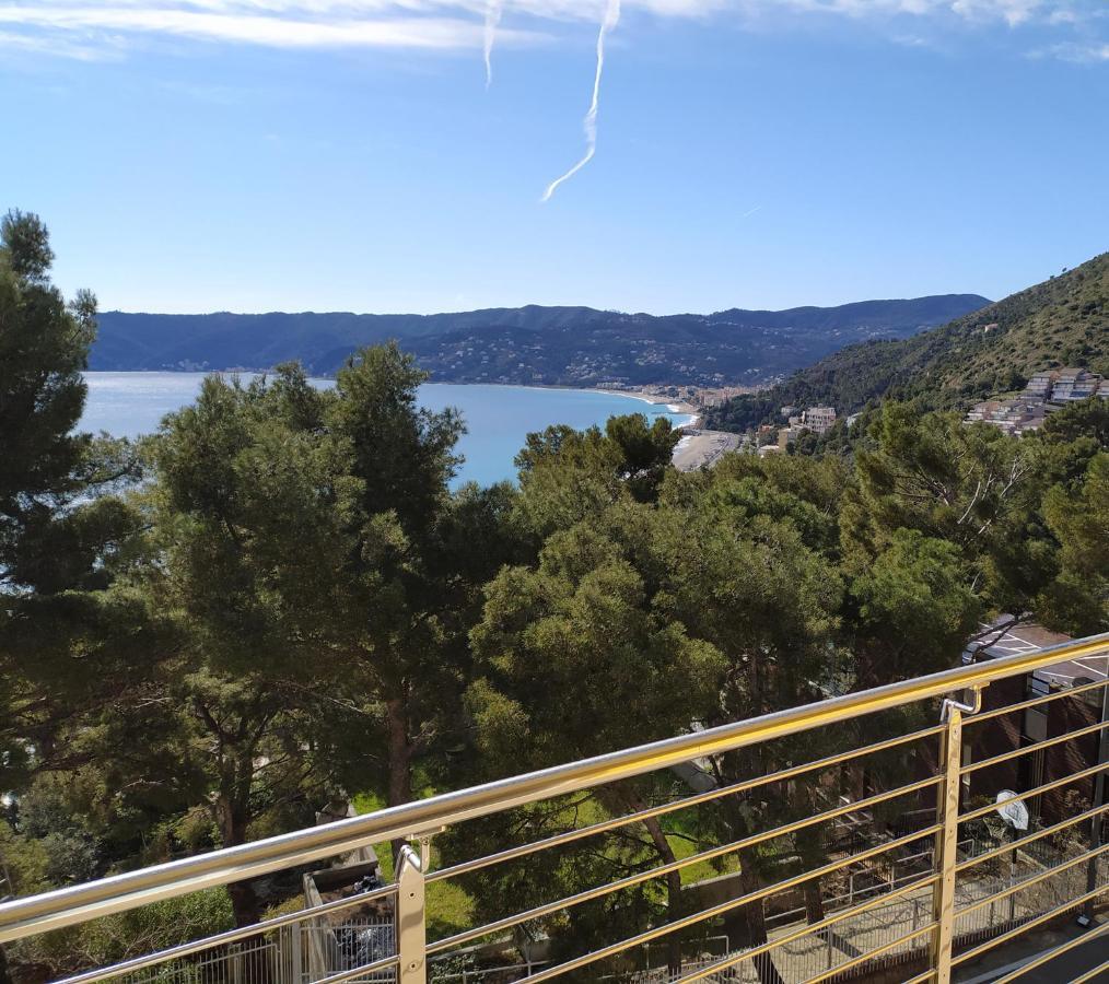 Residenza Ginepri 69 Appartement Bergeggi Buitenkant foto